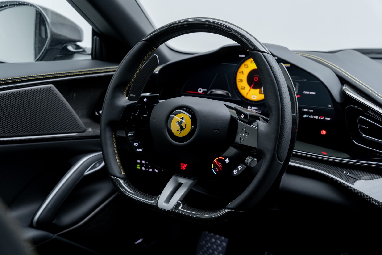 2024 FERRARI PUROSANGUE. FULL OPTIONS. EXTRARANGE INTERIORS AND EXTERIORS.